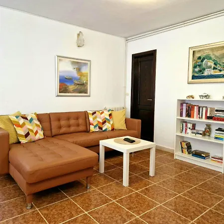 Barbaresko Apartment *