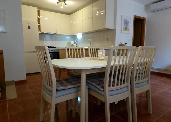 Barbaresko Διαμέρισμα *