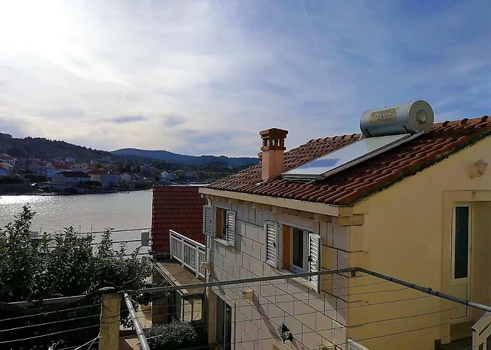 Barbaresko Διαμέρισμα *